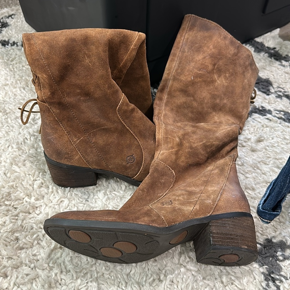 Like new Born leather boots - Picture 2 of 6